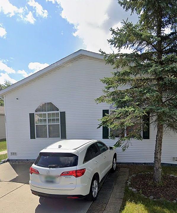 1st image of 24693 Manchester Dr