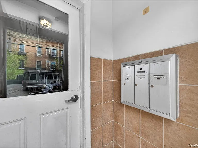 647 Manida St #2 — Photo 16