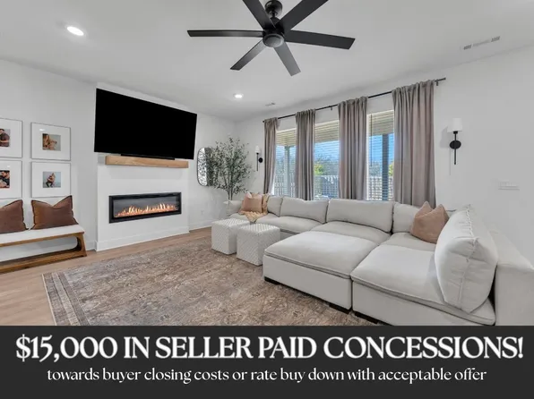 2109 Hahn St, Pea Ridge, AR 72751