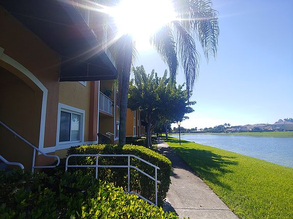 2nd image of 20950 SW 87th Ave APT 207