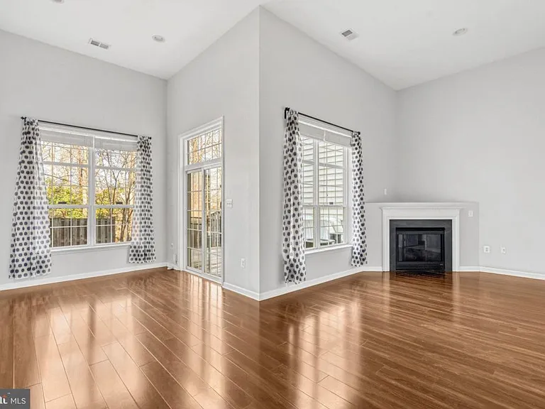 9782 Corbett Pl — Photo 4