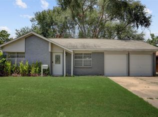 5843 Shurmard Dr, Houston, TX 77092