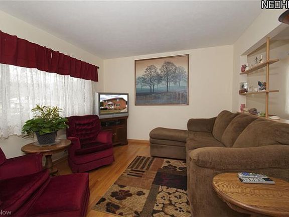 2nd image of 1149-1151 Broadrock Ct