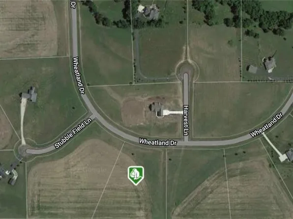 7 Wheatland Dr, Ottawa, KS 66067