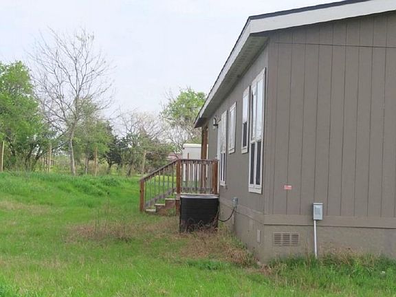 4th image of 148 Alameda Dr