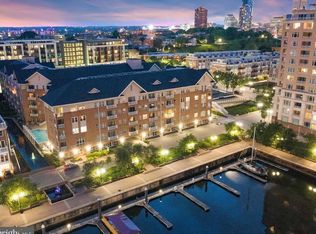 23 Pierside Dr UNIT T-14, Baltimore, MD 21230