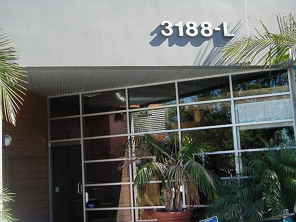 Main Entry Office Bldg