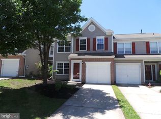 31 Saw Mill Dr, Mount Laurel, NJ 08054