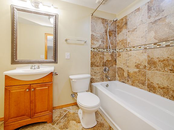 Basement Bathroom 4