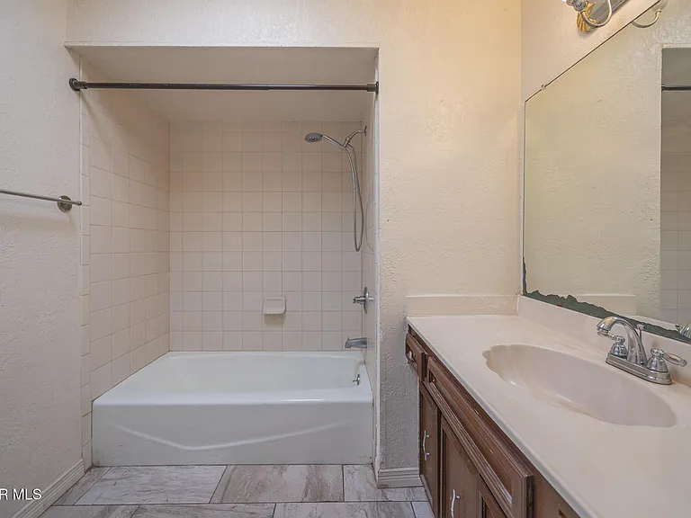 3329 Running Deer Dr — Photo 11