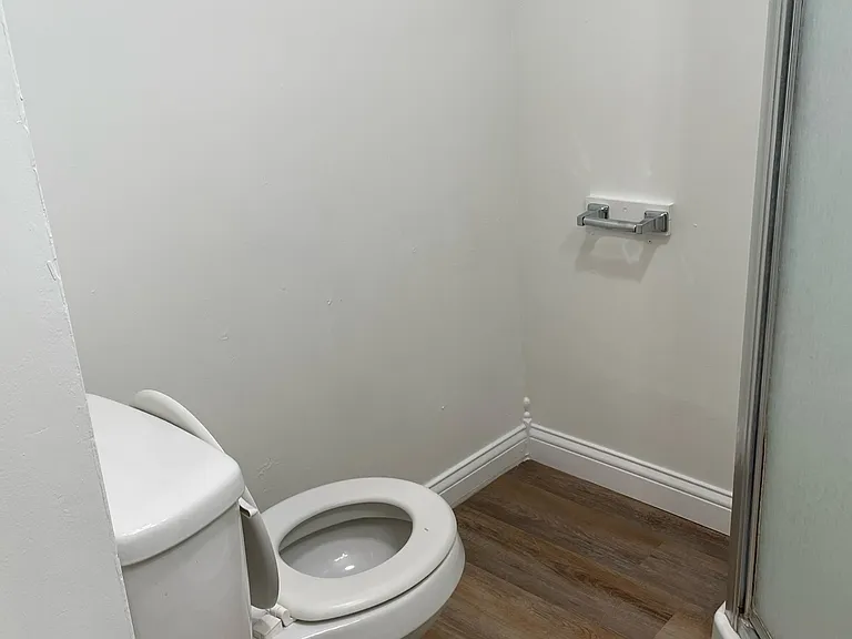 1311 Fletcher St — Photo 9
