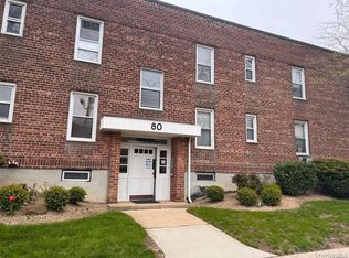 80 Gibson Blvd APT 1C, Valley Stream, NY 11581