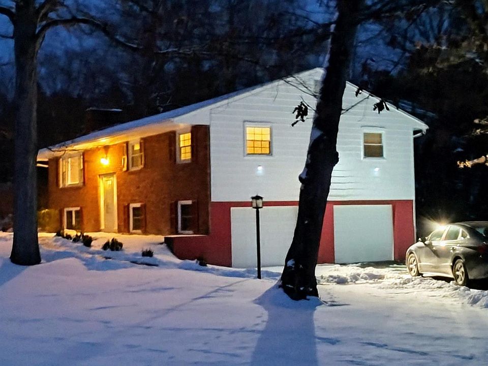 1st image of 16 Robert Drive