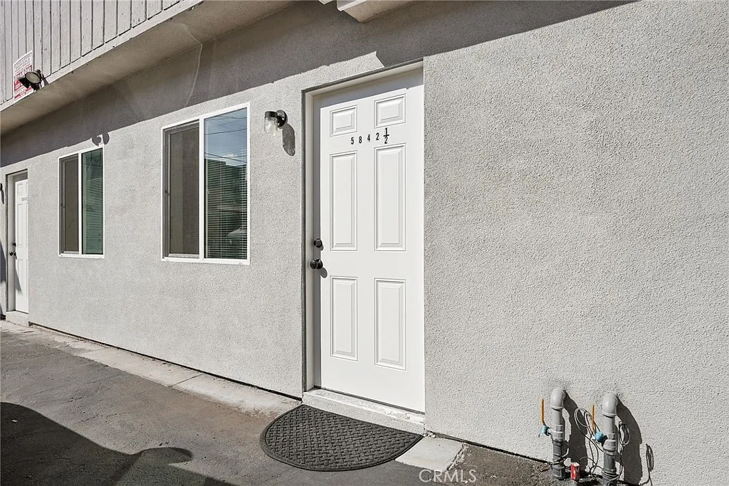 1 bed, 369 sqft, $1,695 — Photo 1