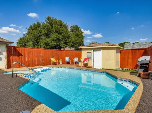 902 N Allen Heights Dr, Allen, TX 75002