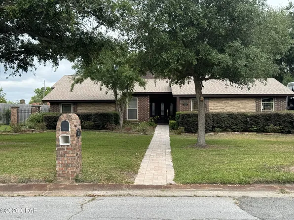 2816 Mary Baldwin Cir, Panama City, FL 32405