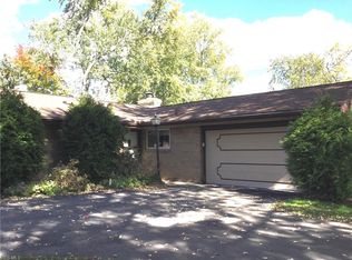 1429 Bruce Rd, Macedonia, OH 44056