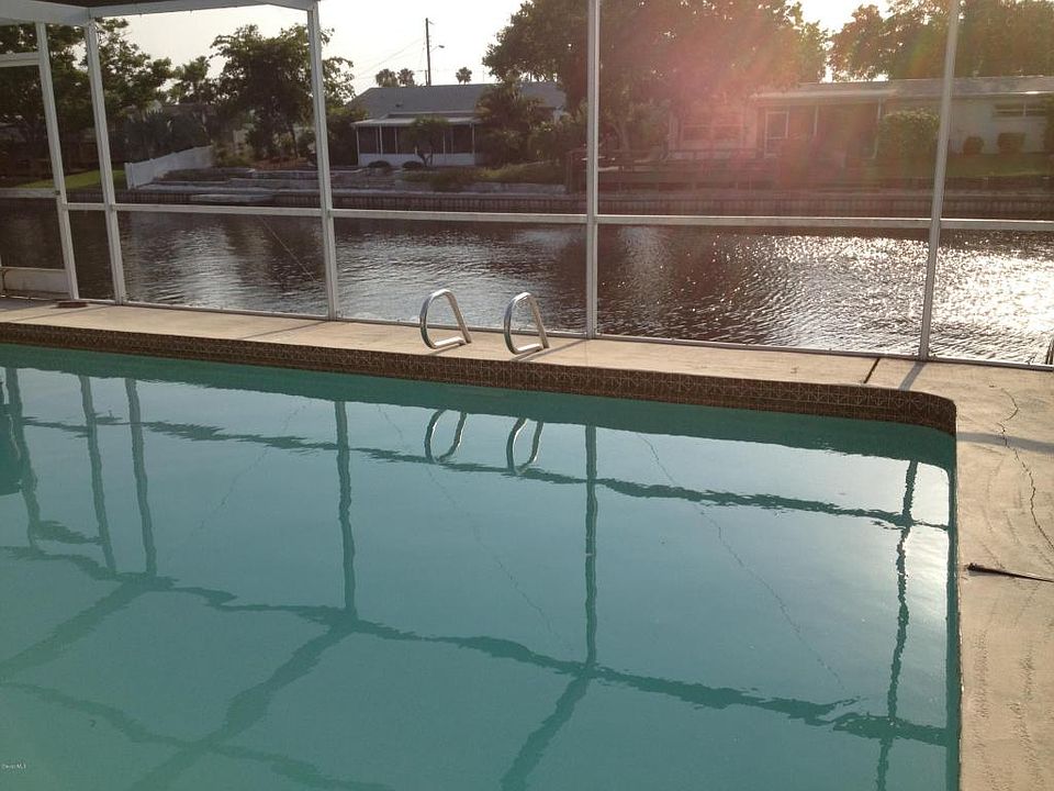 2nd image of 865 E Richland Ave