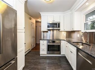 2266 Ridge St, Yorktown Heights, NY 10598