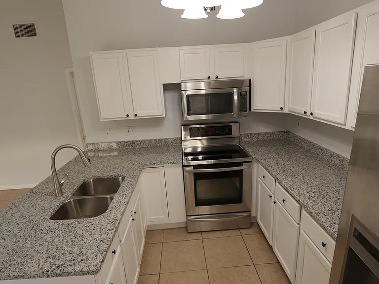 2687 Macklin Ct — Photo 6