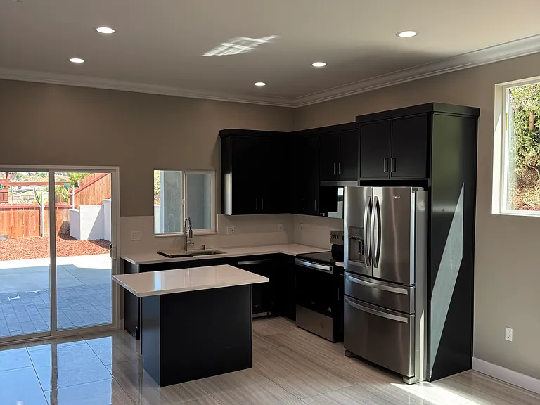 1599 Olive Ave #2 — Photo 3