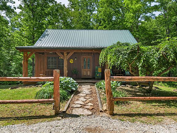 2nd image of 4912 Honey Creek Loop Rd