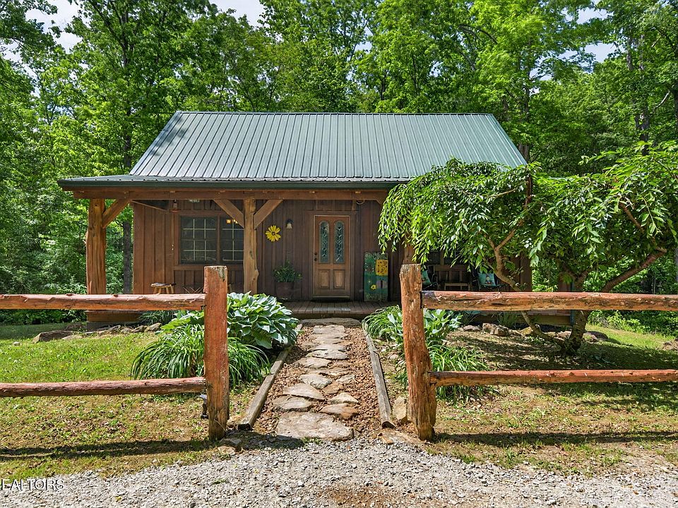 2nd image of 4912 Honey Creek Loop Rd