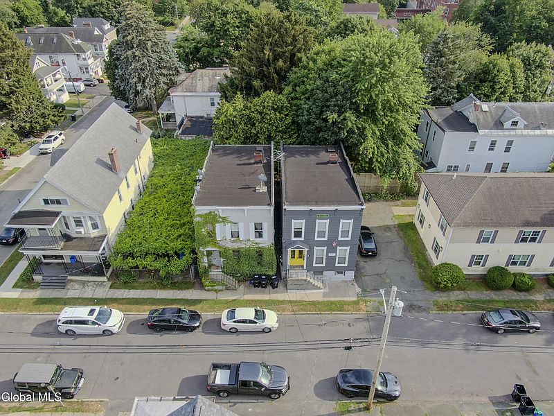 2nd image of 1213 Jacob Street