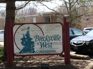 6770 Chaffee Ct APT Q-4, Brecksville, OH 44141