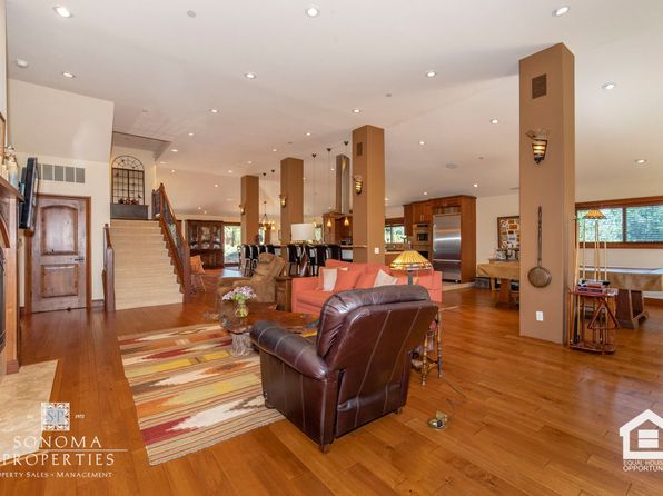 15089 Trestle Glen Dr