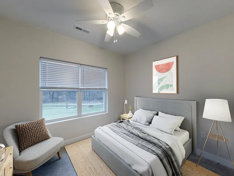 Creekview — Photo 32