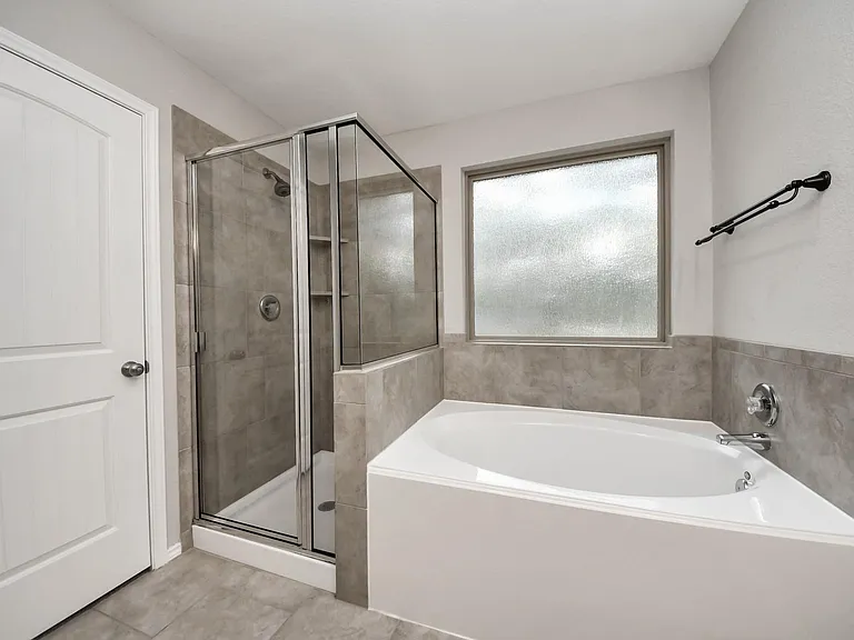 16130 Beachside Pl — Photo 37