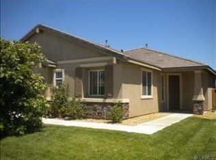 13861 Jackson St, Oak Hills, CA 92344