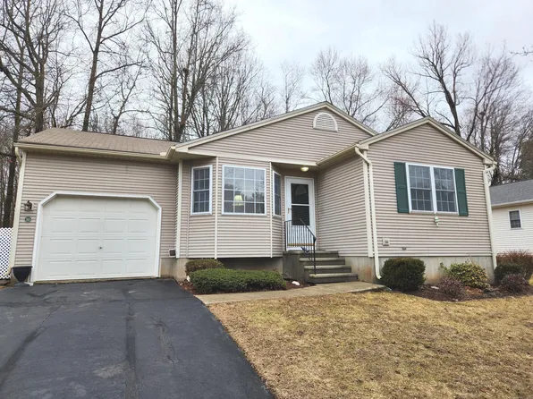 30 Pheasant Hill Drive #30, Enfield, CT 06082