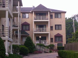 19510 Lorain Rd APT 202, Fairview Park, OH