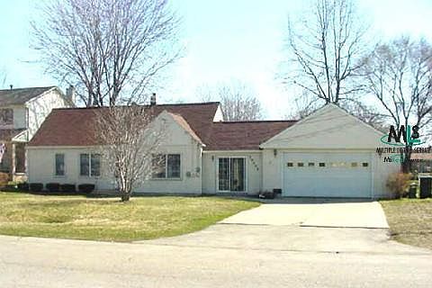 1st image of 39084 E Archer Dr