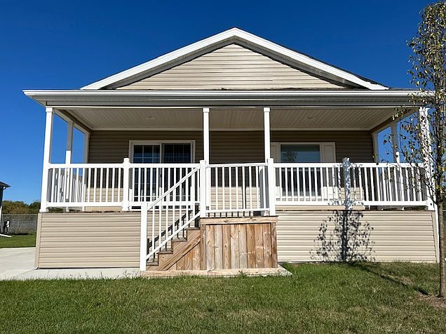 1st image of 24261 Redwood Dr #261