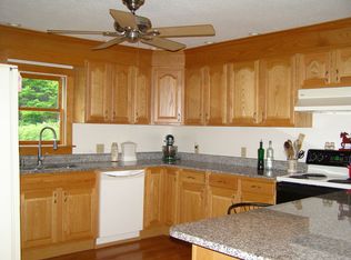 63 King James Rd, Enfield, NH 03748