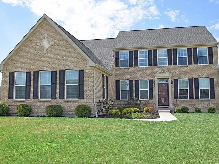 5015 Lakota Woods Dr — Photo 1