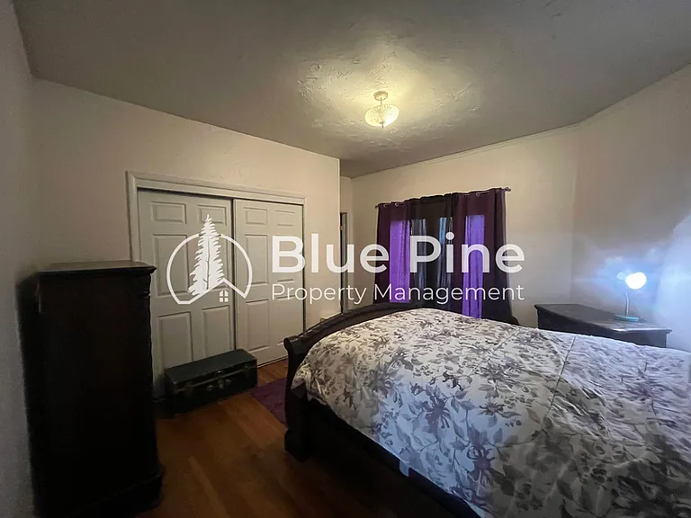 284 S Ridge Ave — Photo 5