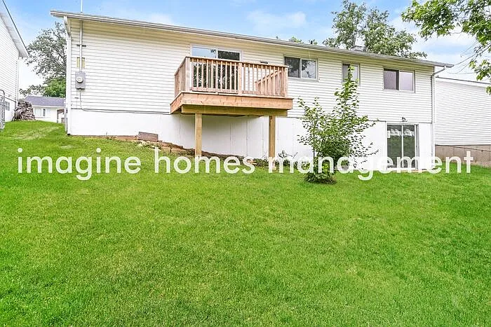 4269 Massabielle Dr — Photo 16