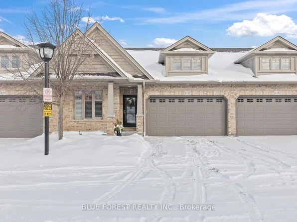 2250 Buroak Dr #111, London, ON N6G 0N7