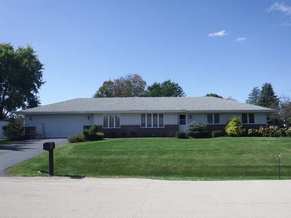 4107 Sesame Trl, Cherry Valley, IL 61016