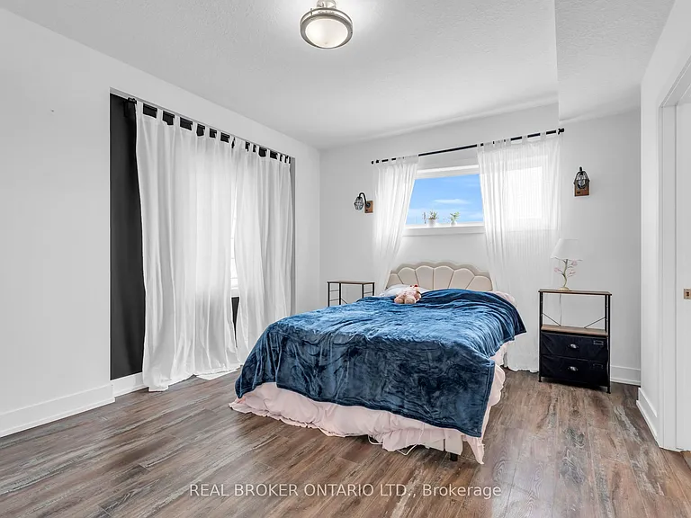 17 Centre St #311 — Photo 29