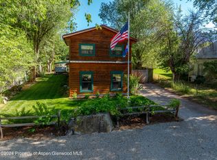 816 E 2nd St, New Castle, CO 81647