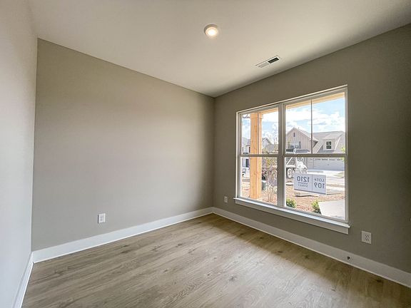 5th image of 103 Turf Way St Lot 149