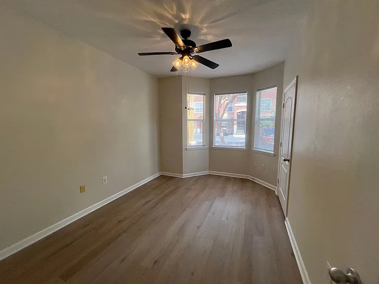 8819 Villa View Cir #107 — Photo 28