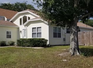 8201 Hardee Pl, Temple Terrace, FL 33637