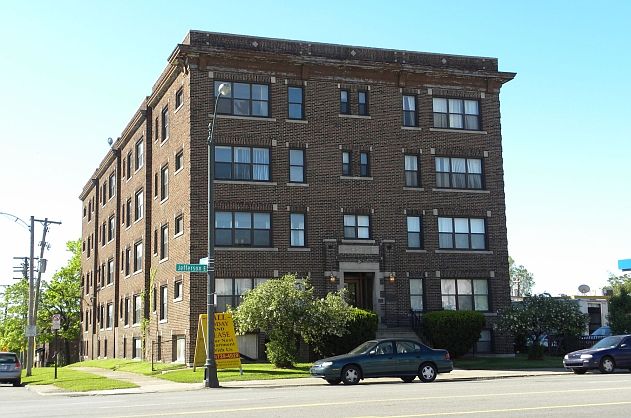 2nd image of 2016 E Jefferson Ave APT 402