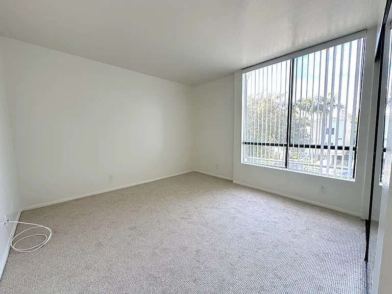 4222 Tujunga Ave #202 — Photo 10